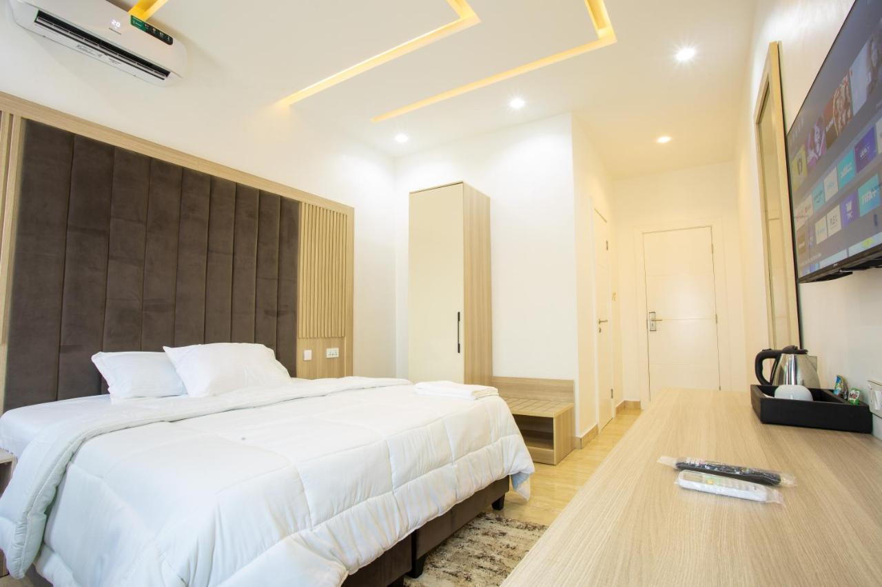De Manchy Hotels & Suites Ибадан Екстериор снимка