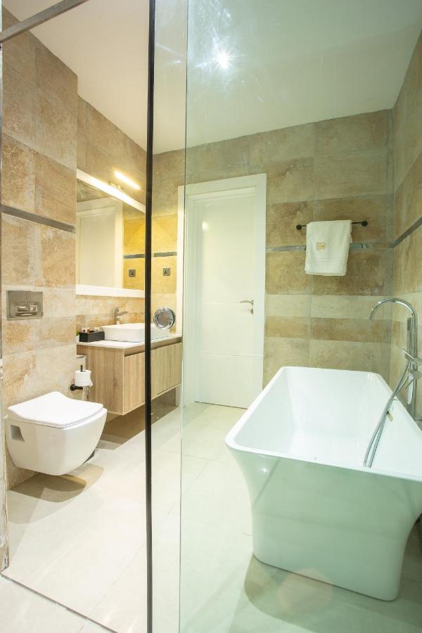 De Manchy Hotels & Suites Ибадан Екстериор снимка