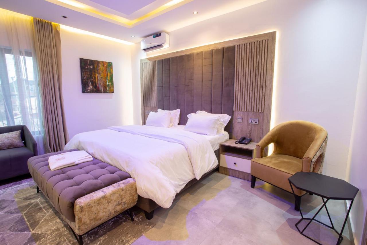De Manchy Hotels & Suites Ибадан Екстериор снимка